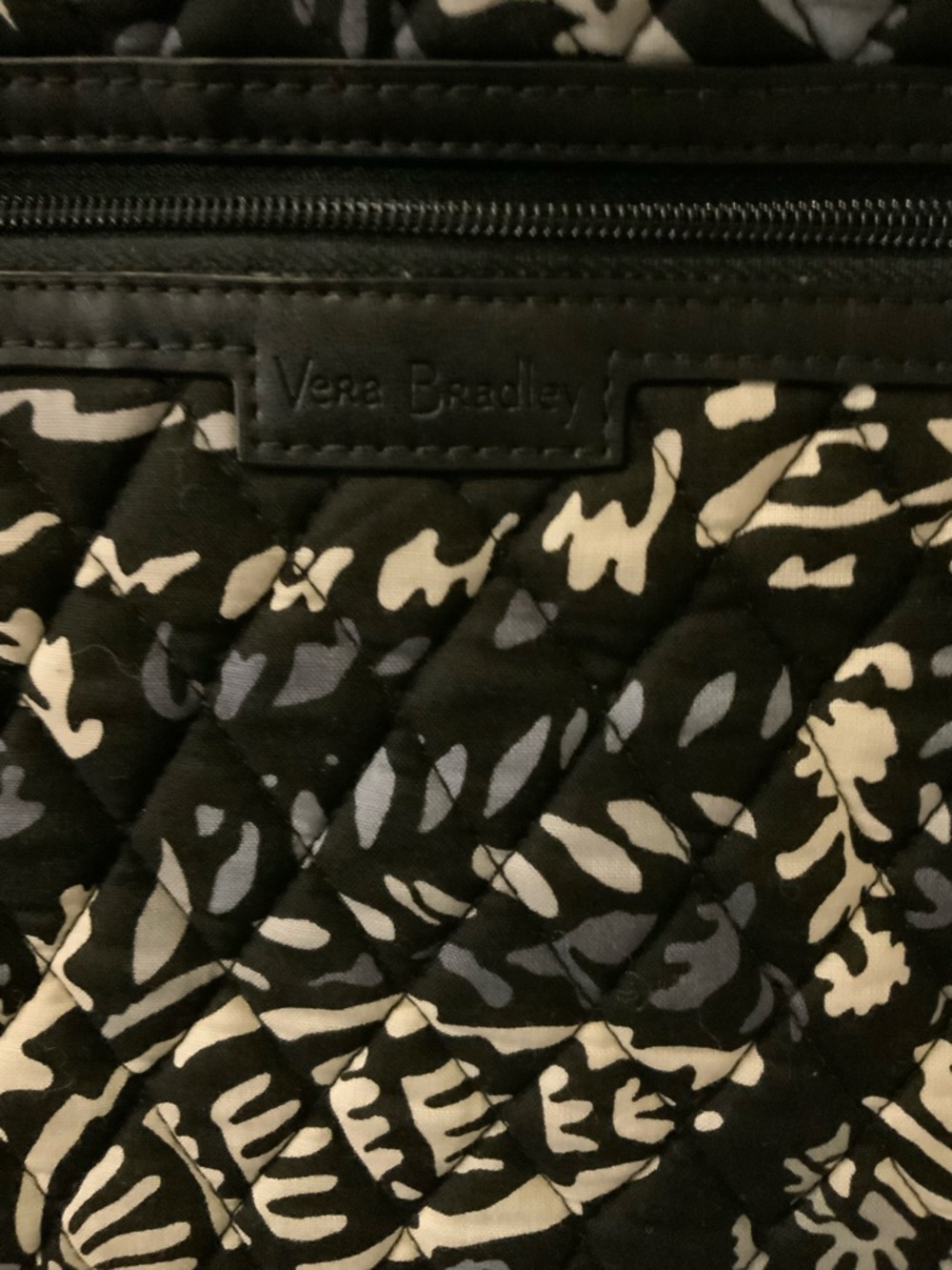 Vera Bradley Black & White Quilted Crossbody Bag with Floral Motif - Picture 2 of 9